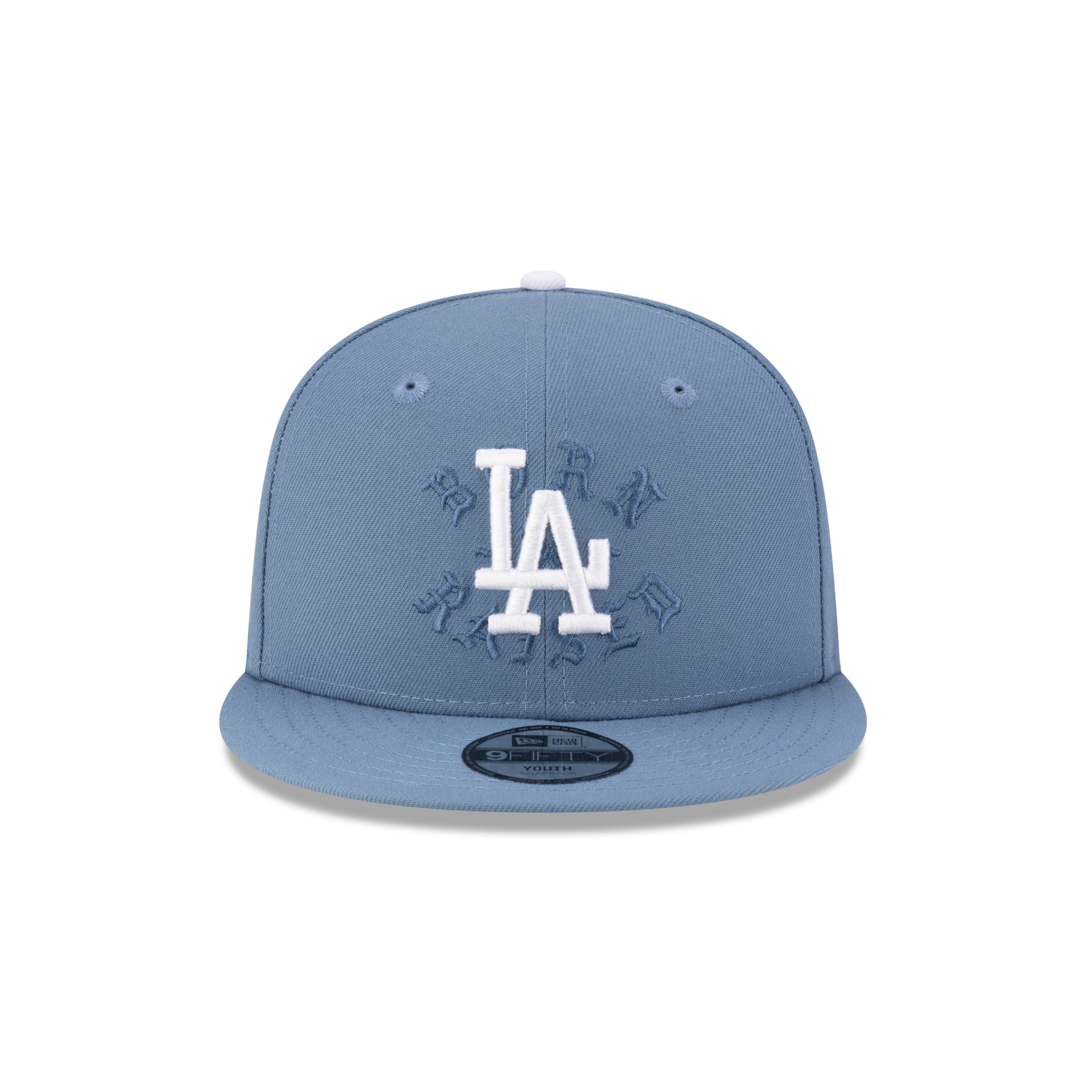 2、ニュウエラBornxraised cap SnapBack